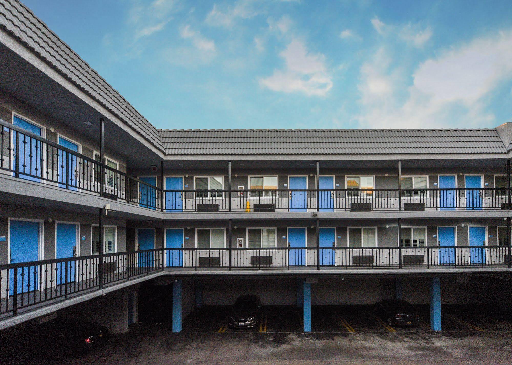 洛杉矶国际机场好莱坞快捷酒店 英格尔伍德 外观 照片